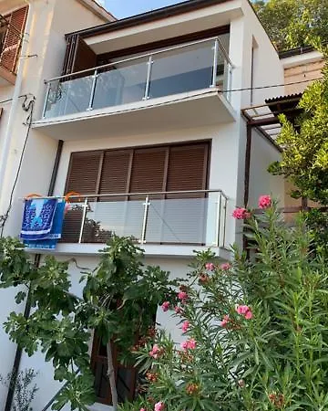 Apartment Artist's House Baska (Krk)