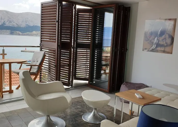 Artist's House * Baška